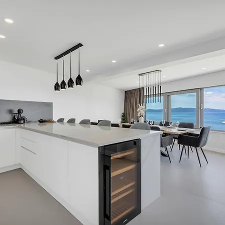 Penthouse Soll *